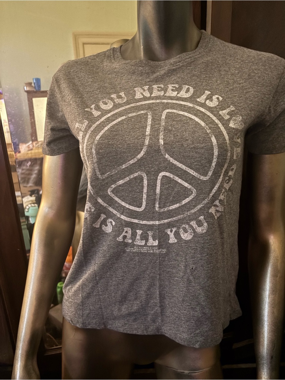 Gray Short Sleeve Peace Graphic Tee